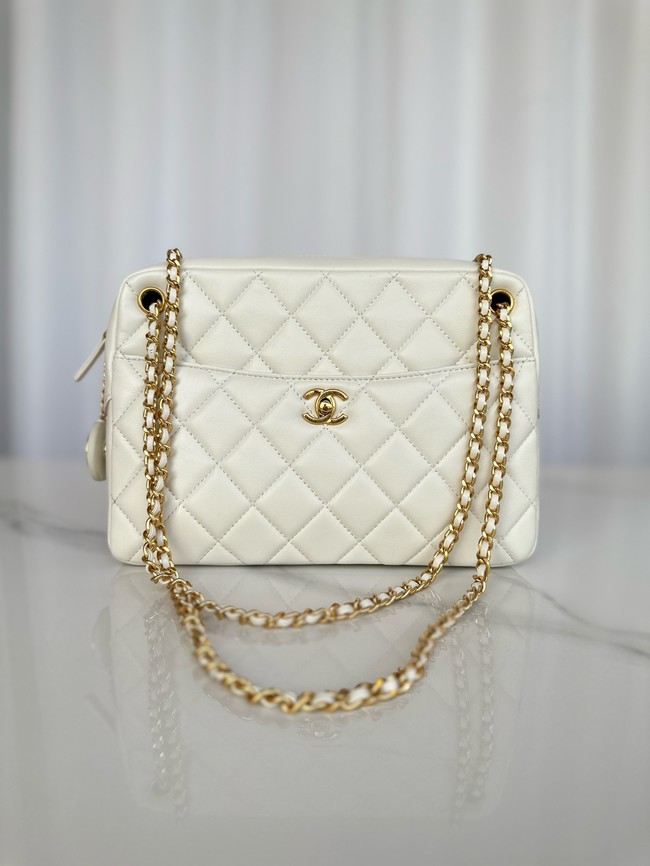 Chanel CAMERA CASE AS5187 WHITE