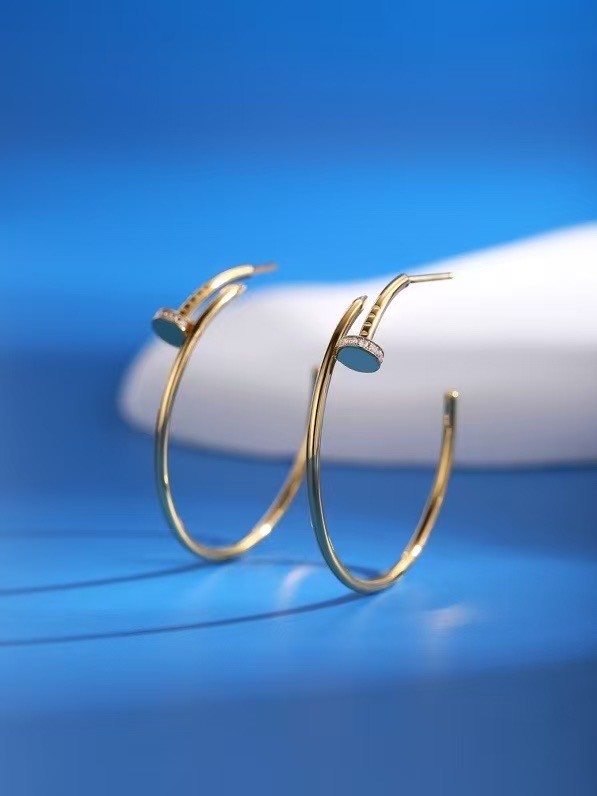 Cartier Earring CE16526