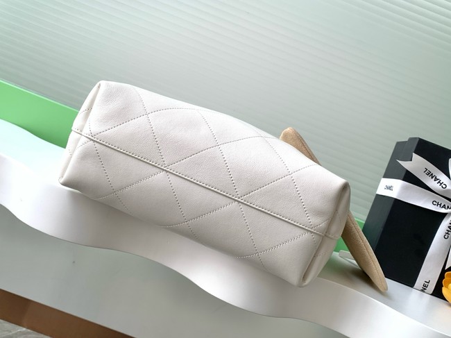 Chanel HOBO HANDBAG AS5425 white