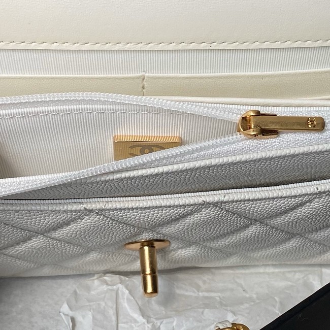 Chanel CLUTCH WITH CHAIN AP4062 white