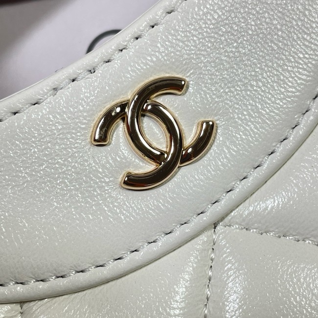 Chanel CLUTCH WITH CHAIN AP3656 white