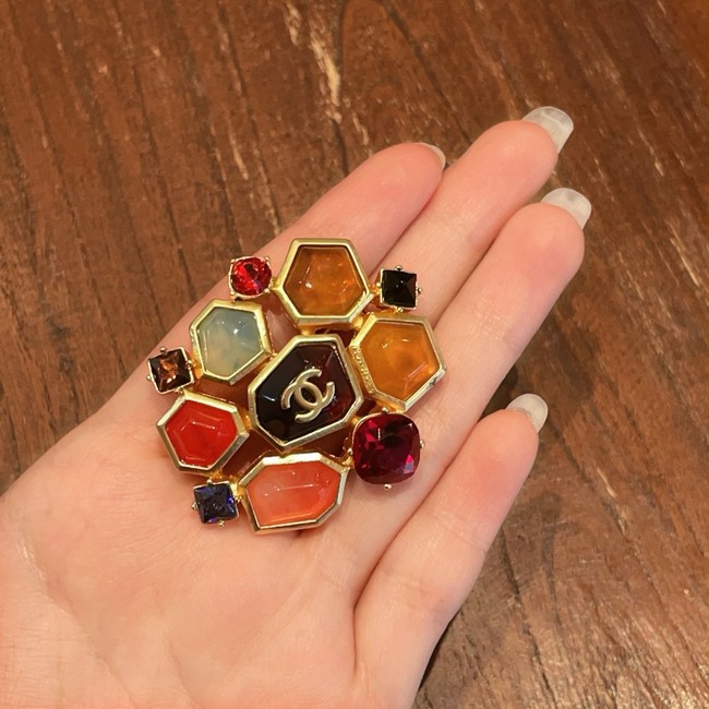 Chanel brooch CE16706