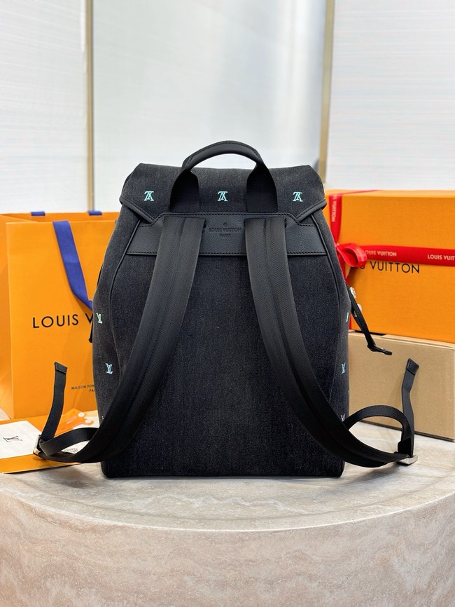 Louis Vuitton Discovery Backpack M14135 black