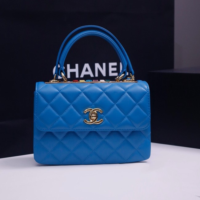 CHANEL mini Flap Bag With Top Handle 4654-10