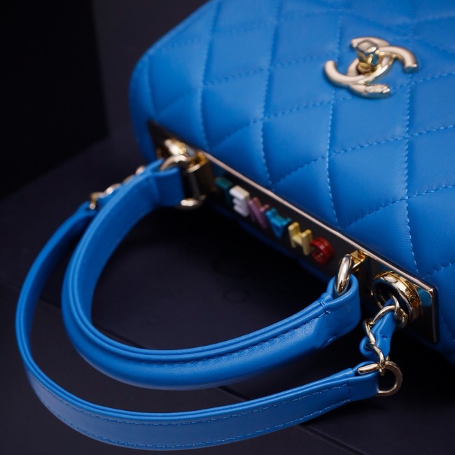 CHANEL mini Flap Bag With Top Handle 4654-10