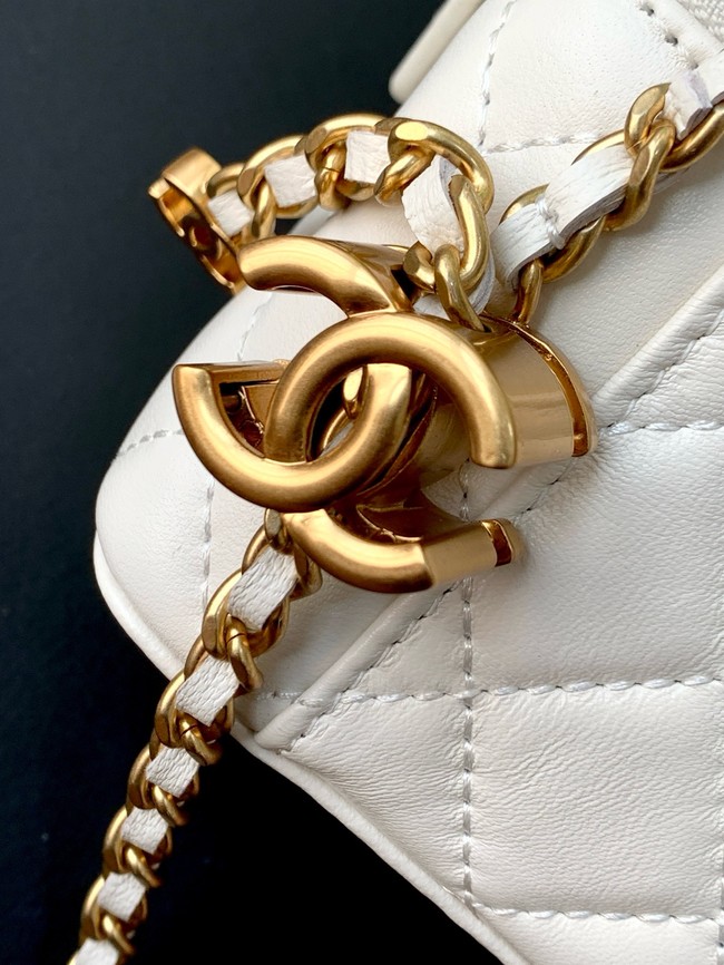 CHANEL Lambskin Small Vanity with Chain AP3941 white