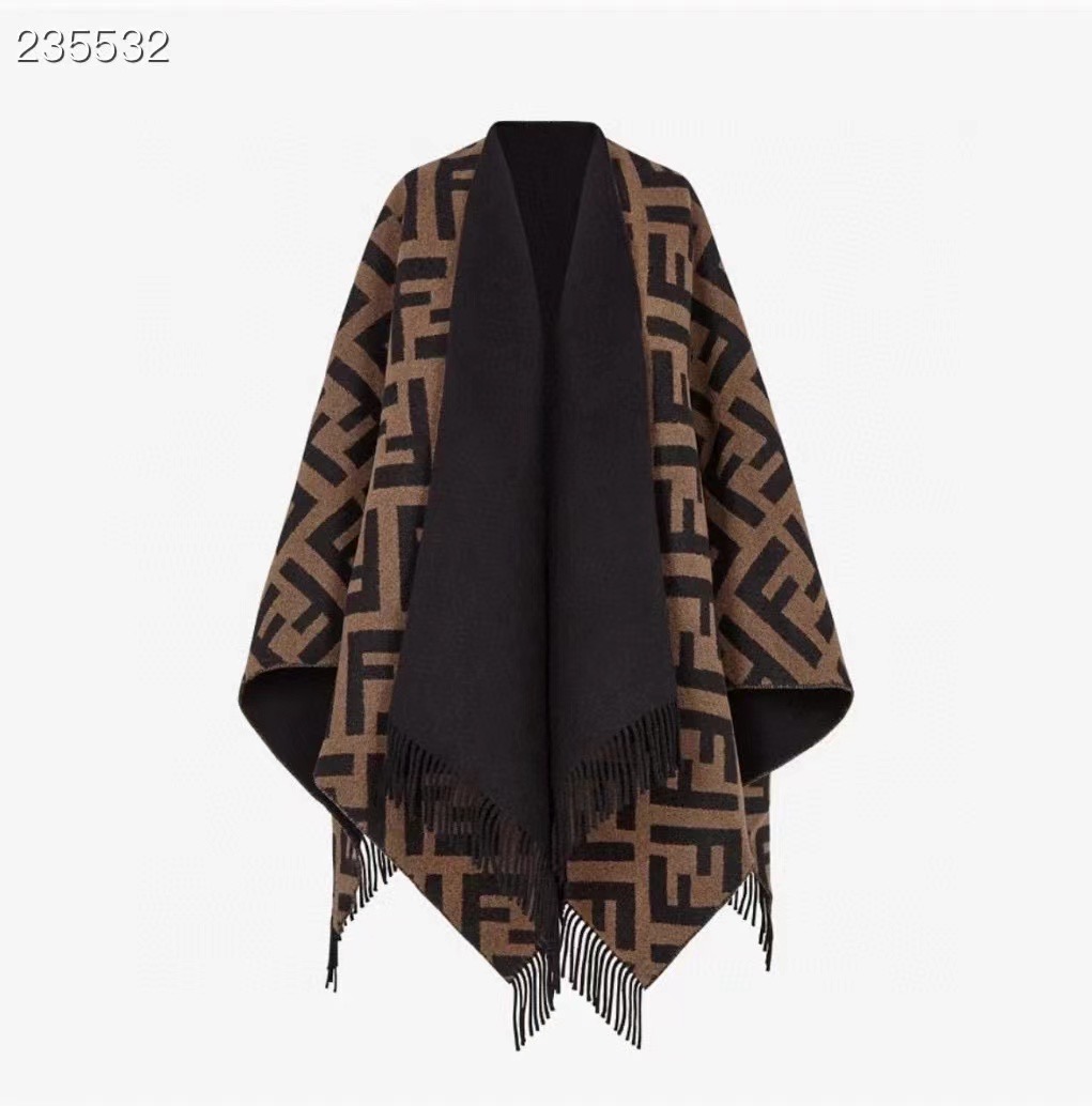 Fendi Cape Double-sided cashmere FDC35915