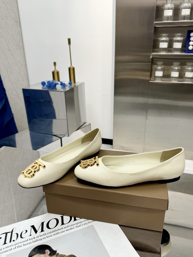 BurBerry Shoes 45068-9