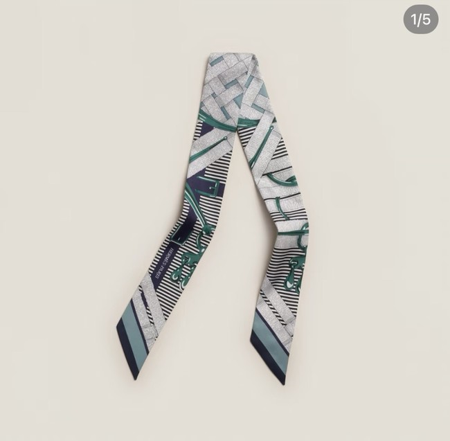 Hermes Silk Twilly scarf H06377