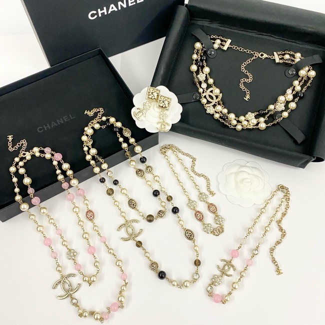 Chanel necklace CE81649