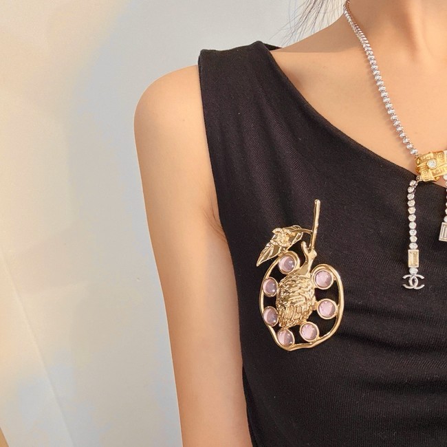Chanel brooch CE81801