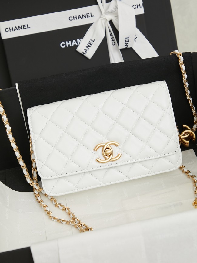 Chanel Wallet On Chain AP3938 white